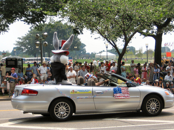 A Six Flags mascot.