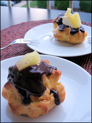 Profiteroles and moorkop.