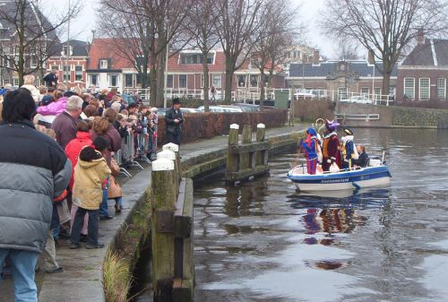Sinterklaas arrives.